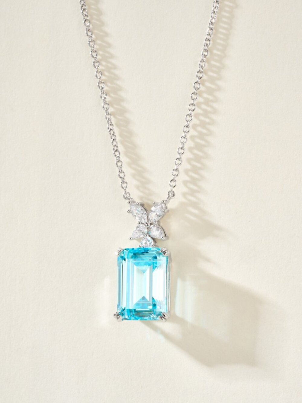 Harry Winston Majestic Escapes Shades of Blue Necklace